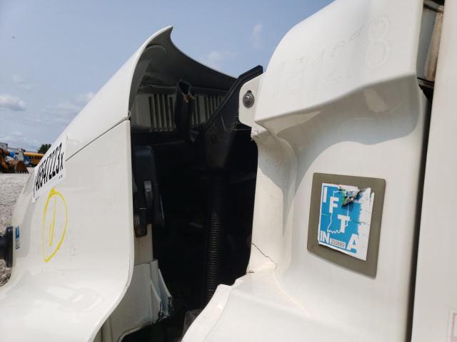 2017 FREIGHTLINER All other VIN 1FUJGLDR1HLJF2801 photo 7