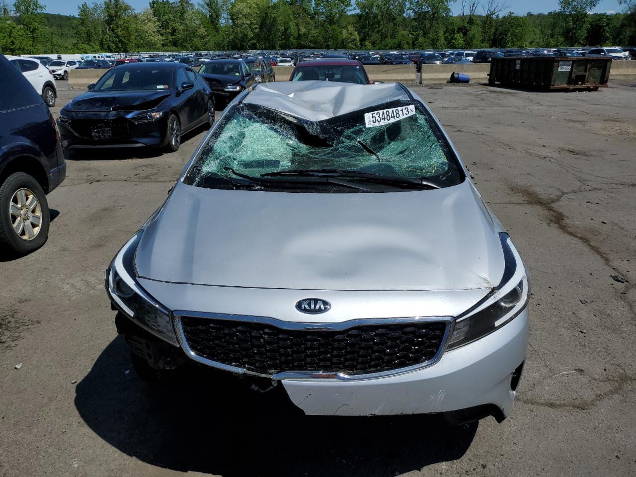 2018 KIA Forte VIN 3KPFK4A7XJE234324 photo 5