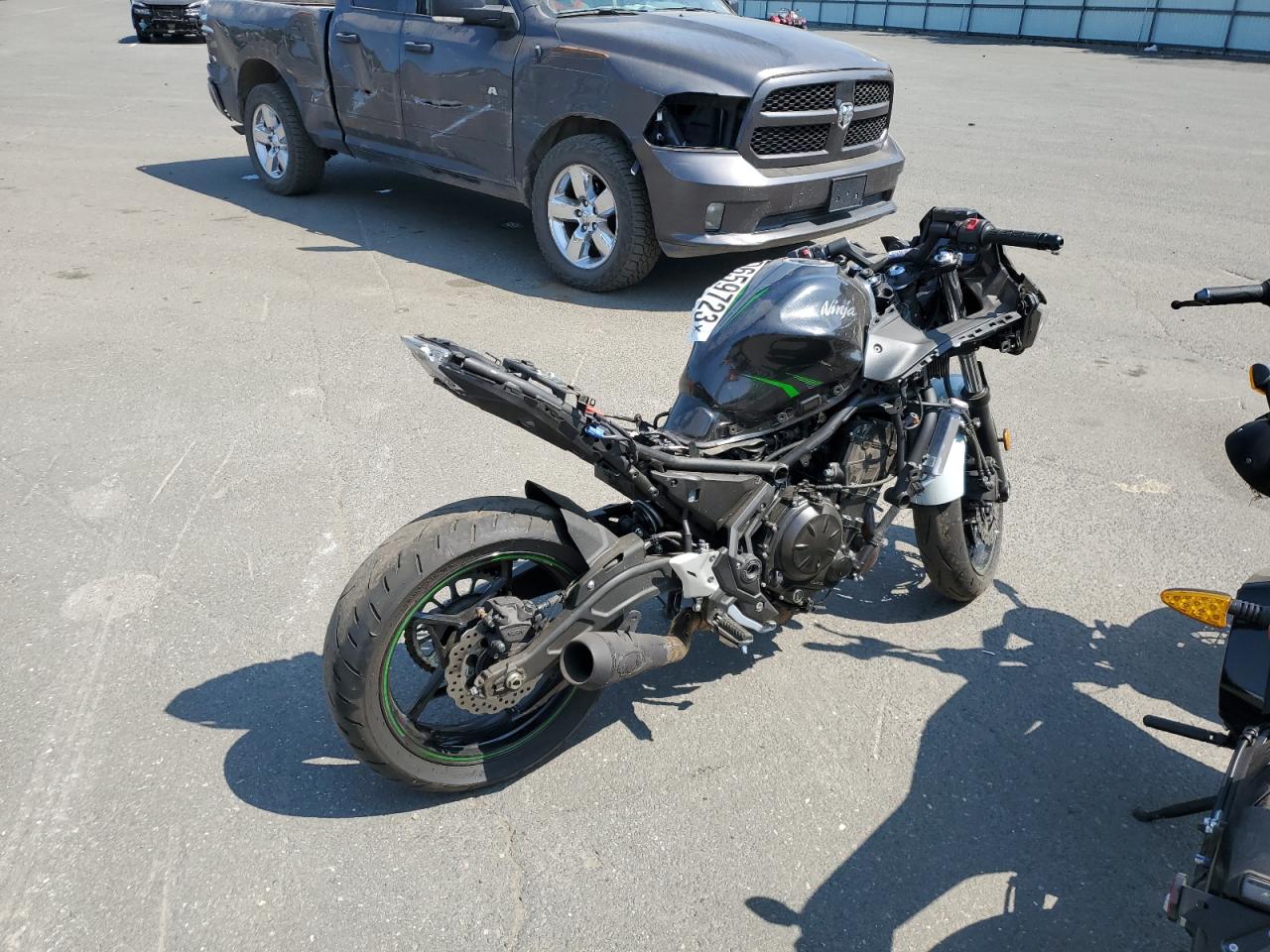 2022 KAWASAKI Ex650 VIN ML5EXEN1XNDA76094 photo 3