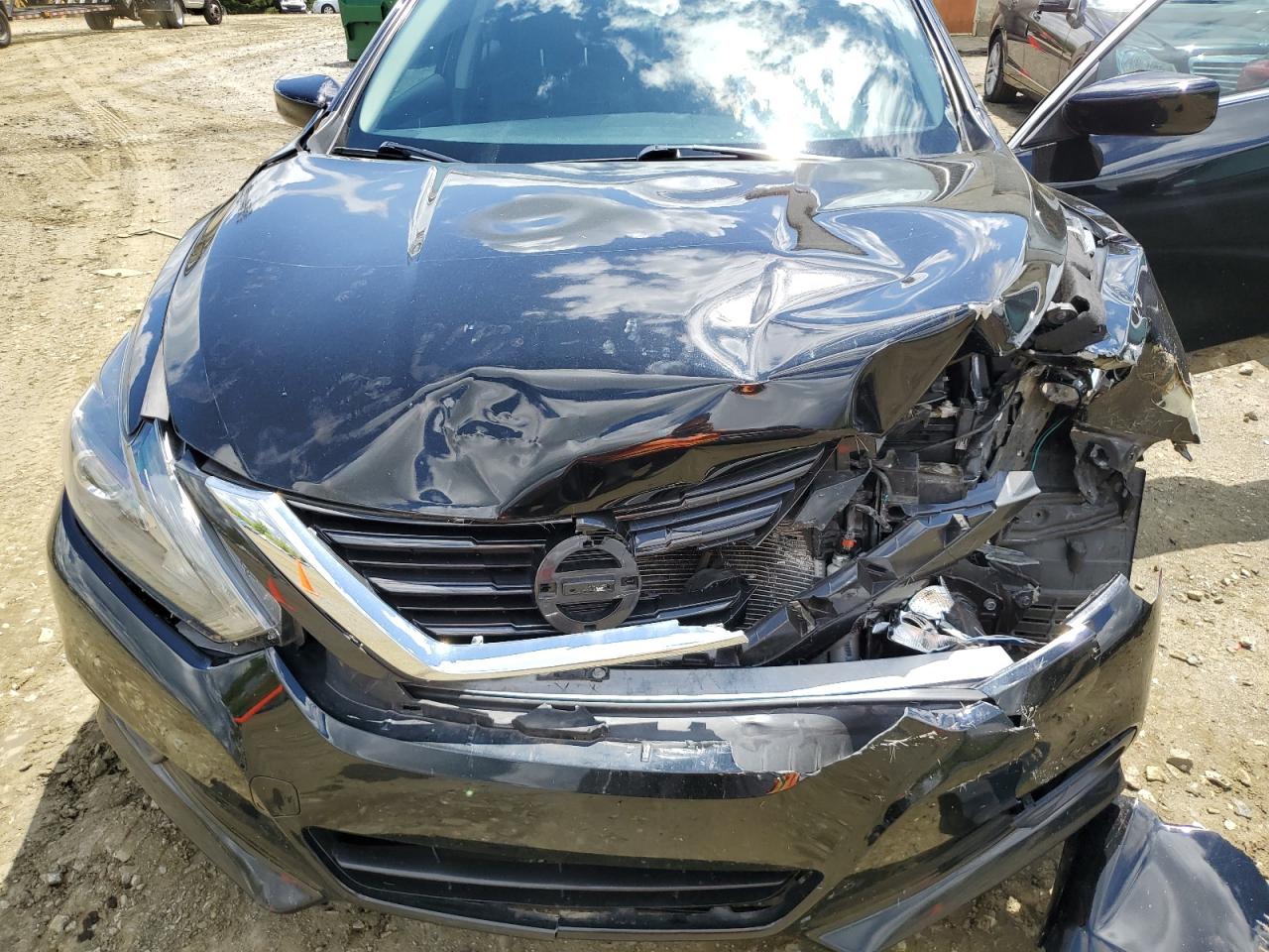 2017 NISSAN Altima VIN 1N4AL3AP9HC206717 photo 11