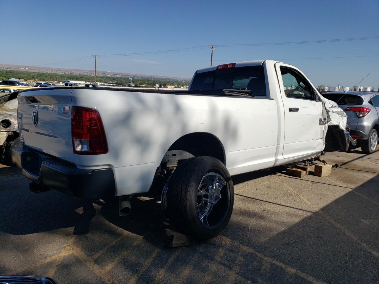 2018 RAM 2500 VIN 3C6MR4AL3JG346765 photo 3