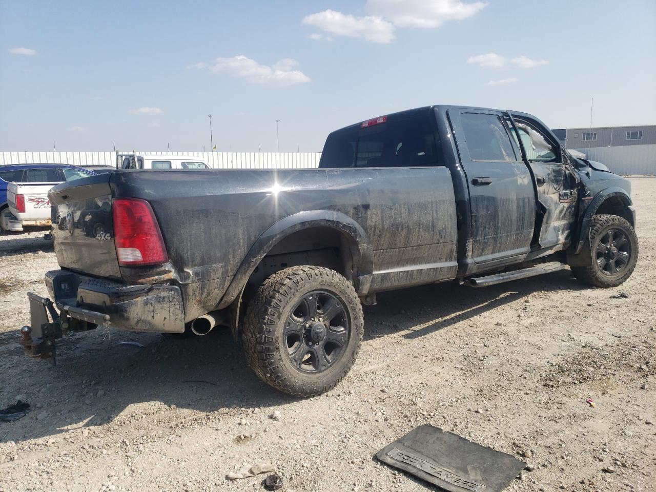 2017 RAM 2500 VIN 3C6UR5JL0HG531680 photo 3