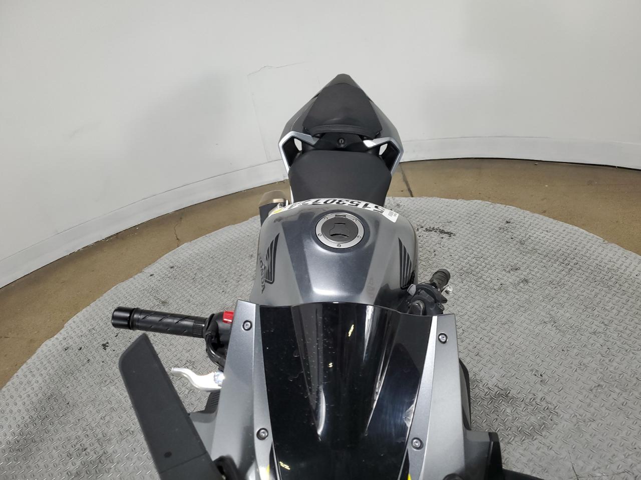 2022 HONDA Cbr cycle VIN MLHPC6253N5301239 photo 5
