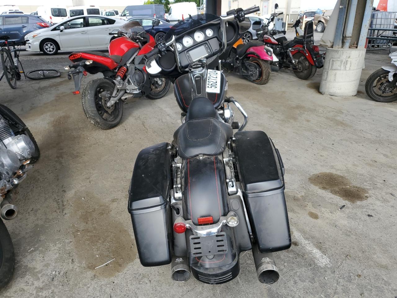 2015 HARLEY-DAVIDSON FLHXS STREET GLIDE SPECIAL VIN 1HD1KRM35FB645455 photo 4