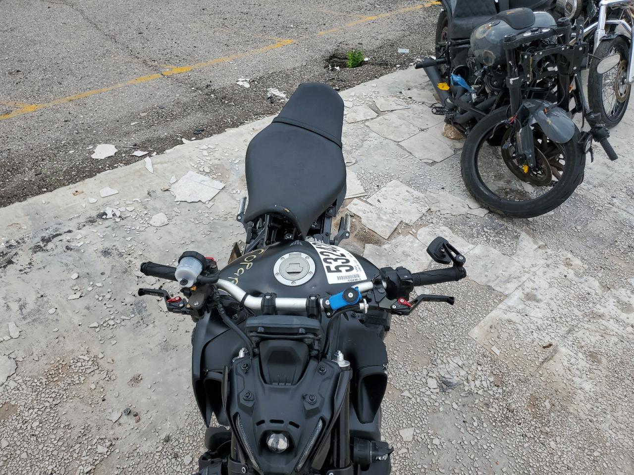 2022 YAMAHA MT09 VIN JYARN71EXNA002623 photo 5