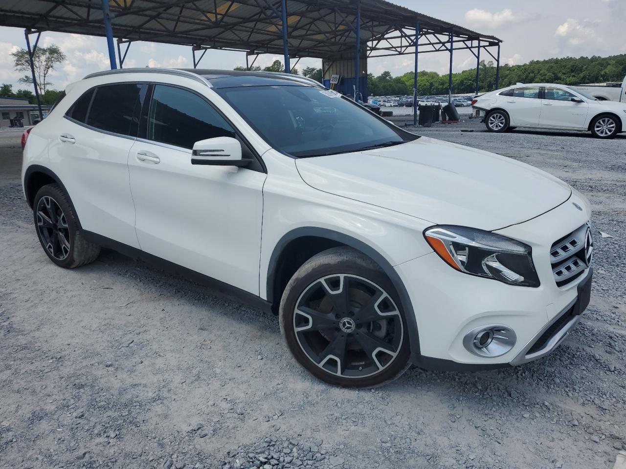 2019 MERCEDES-BENZ Gla-class VIN WDCTG4EB6KU009706 photo 4