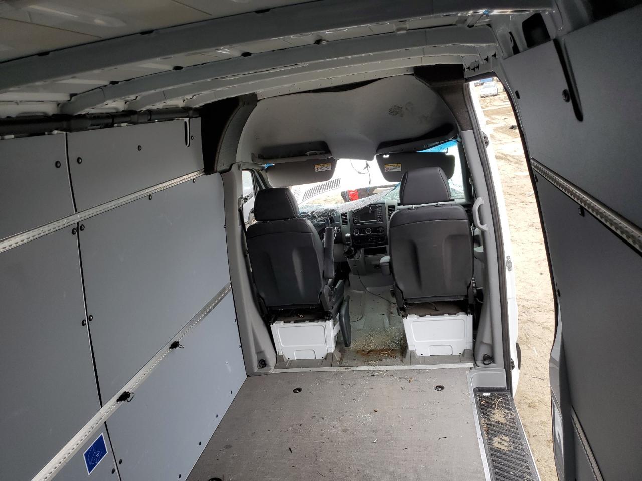 2017 MERCEDES-BENZ Sprinter VIN WD3PE7CD7HP400576 photo 10