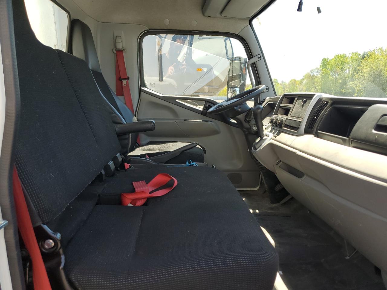 2020 MITSUBISHI All other VIN 4UZBYK118LGLM1786 photo 5