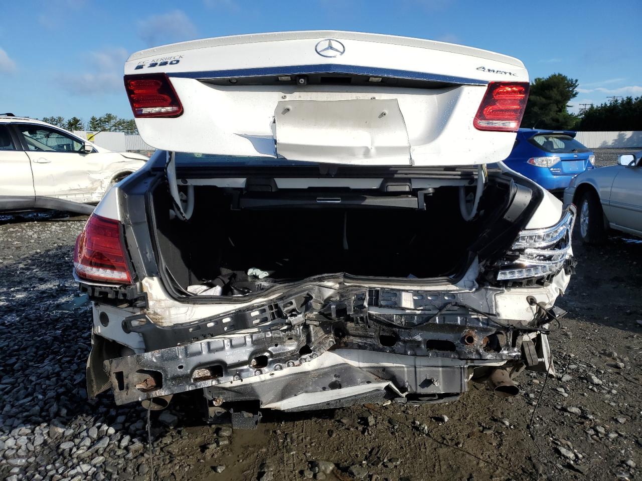 2016 MERCEDES-BENZ E-class VIN WDDHF8JB1GB176429 photo 6