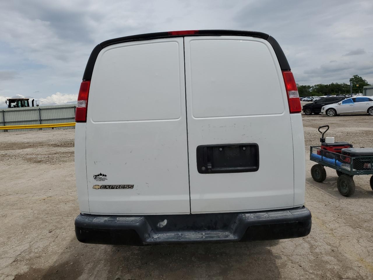 2020 CHEVROLET Express 2500 VIN 1GCWGAFP7L1213865 photo 6