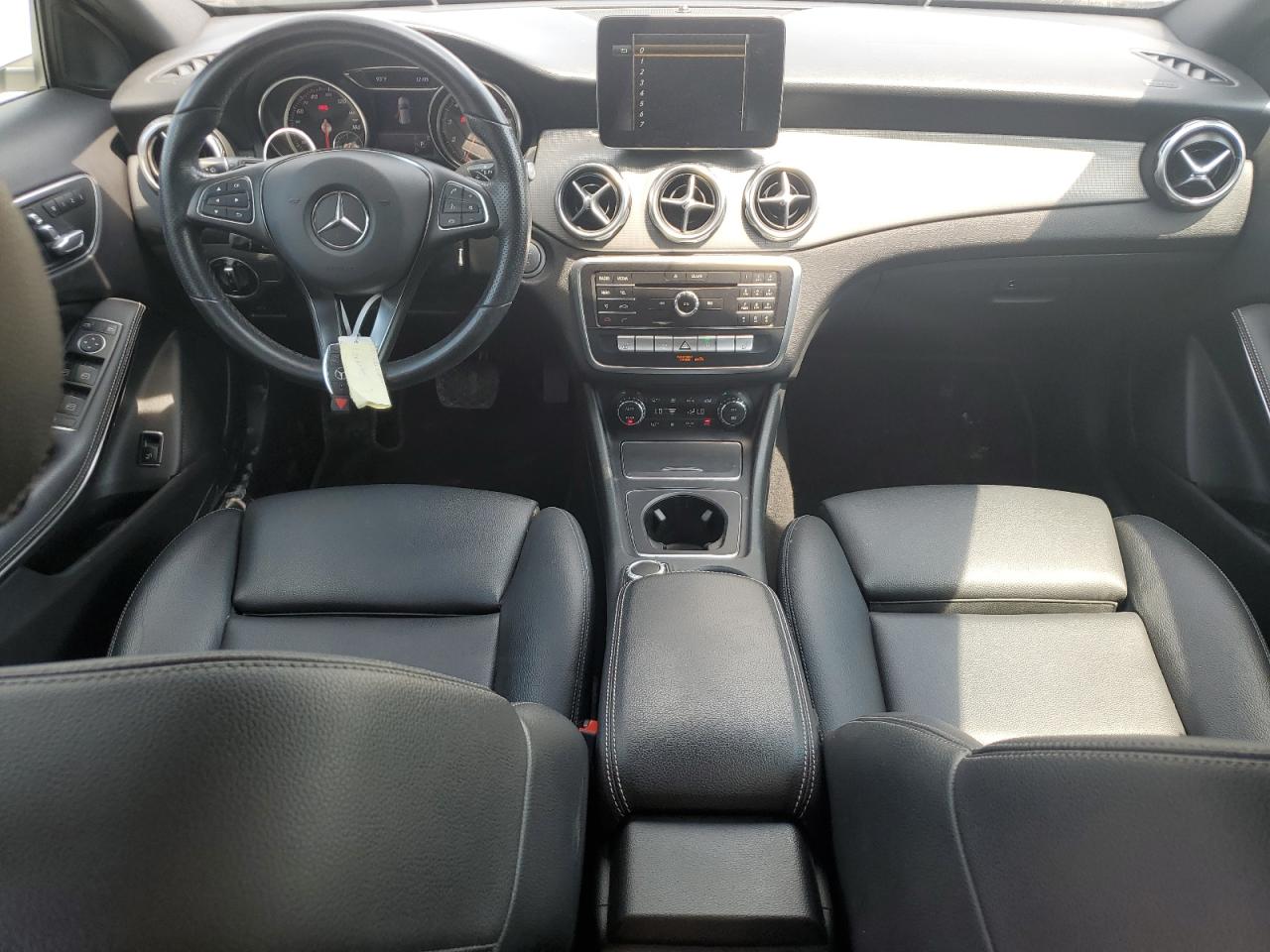 2019 MERCEDES-BENZ Gla-class VIN WDCTG4EB6KU009706 photo 8