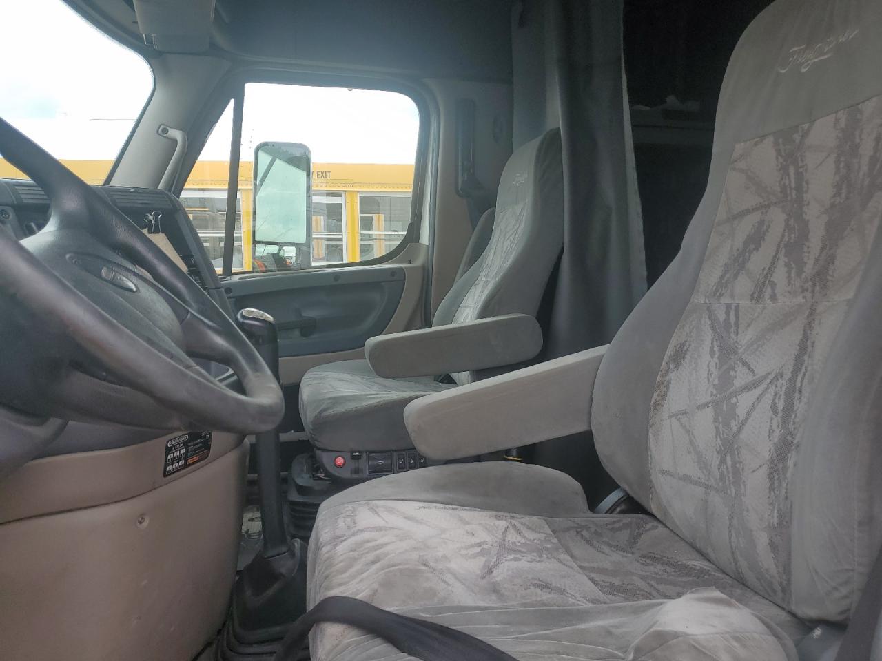 2012 FREIGHTLINER CASCADIA 125 VIN 1FUJGLDR5CSBM4285 photo 5