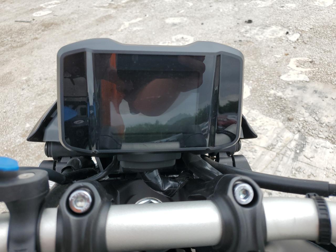 2022 YAMAHA MT09 VIN JYARN71EXNA002623 photo 7