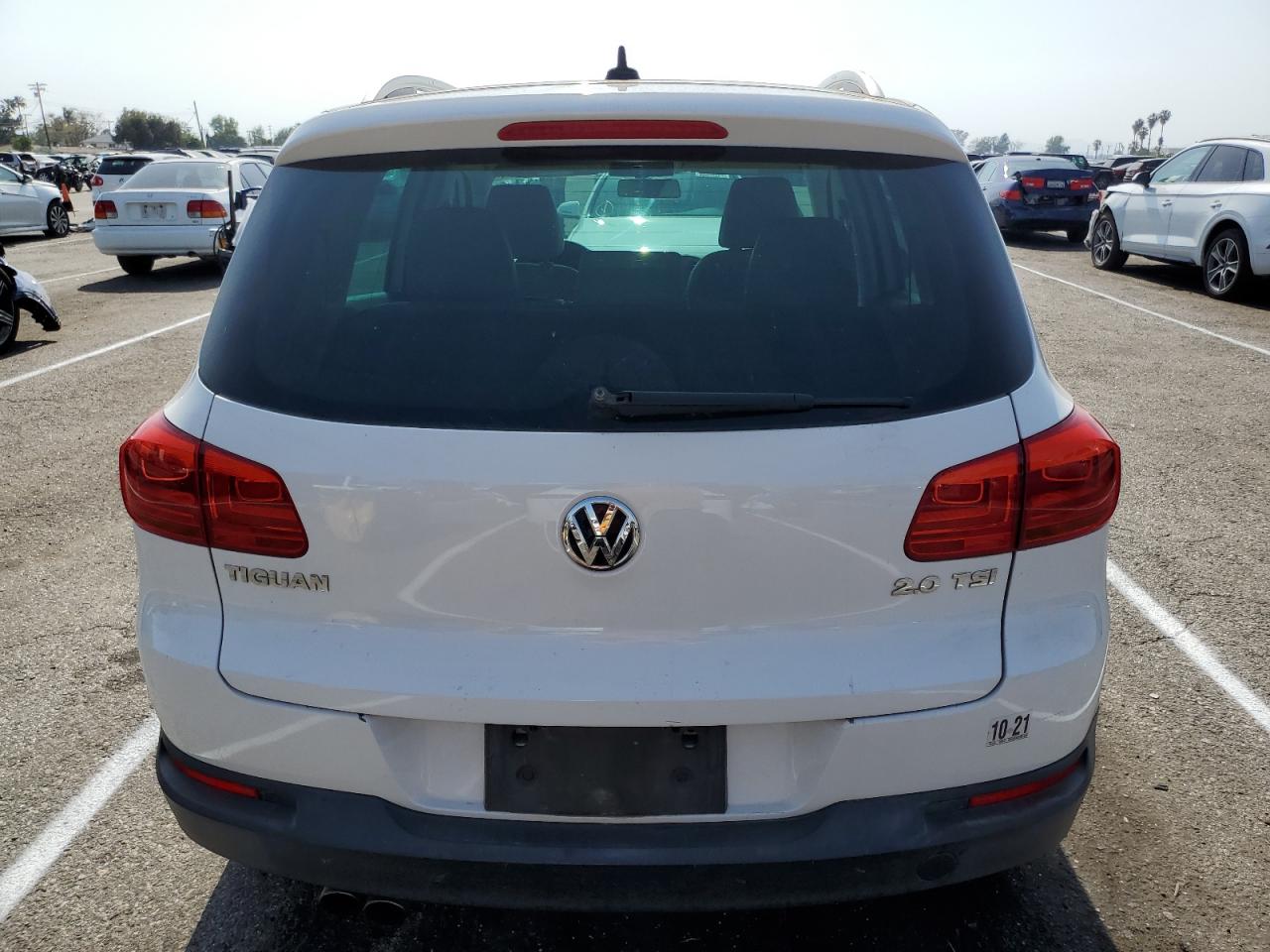 2012 Volkswagen Tiguan VIN WVGAV7AX2CW514505 photo 6