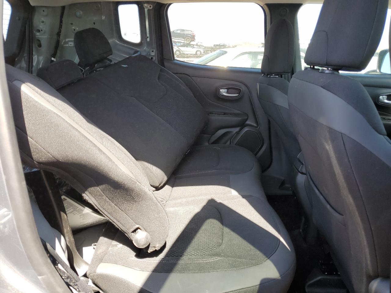 2023 JEEP Renegade VIN ZACNJDE18PPP23141 photo 10