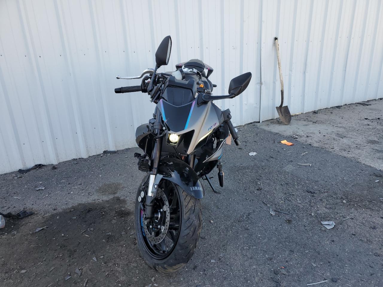 2024 YAMAHA YZFR7 VIN JYARM38E6RA009995 photo 2