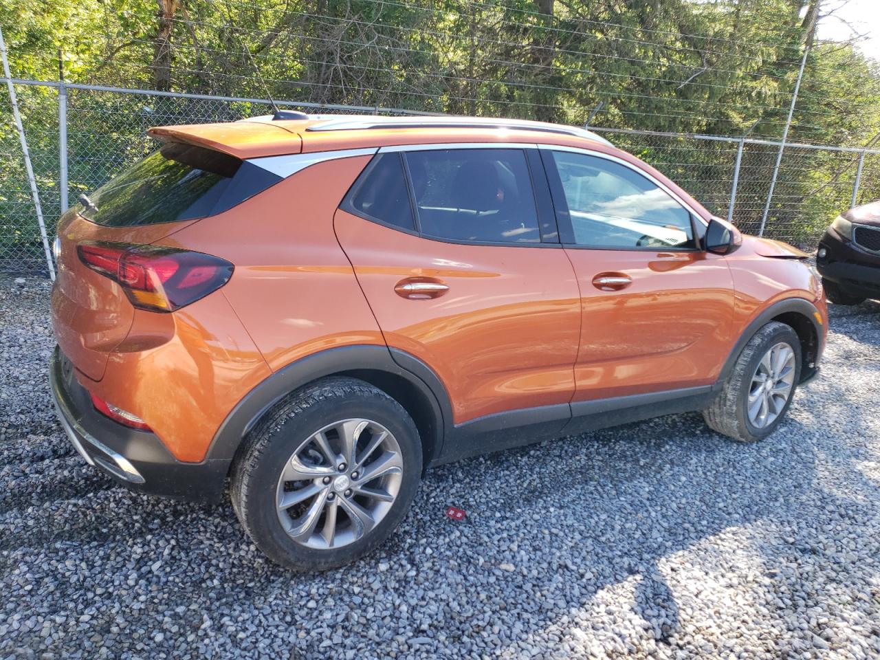 2022 BUICK Encore VIN KL4MMFSL6NB067272 photo 3
