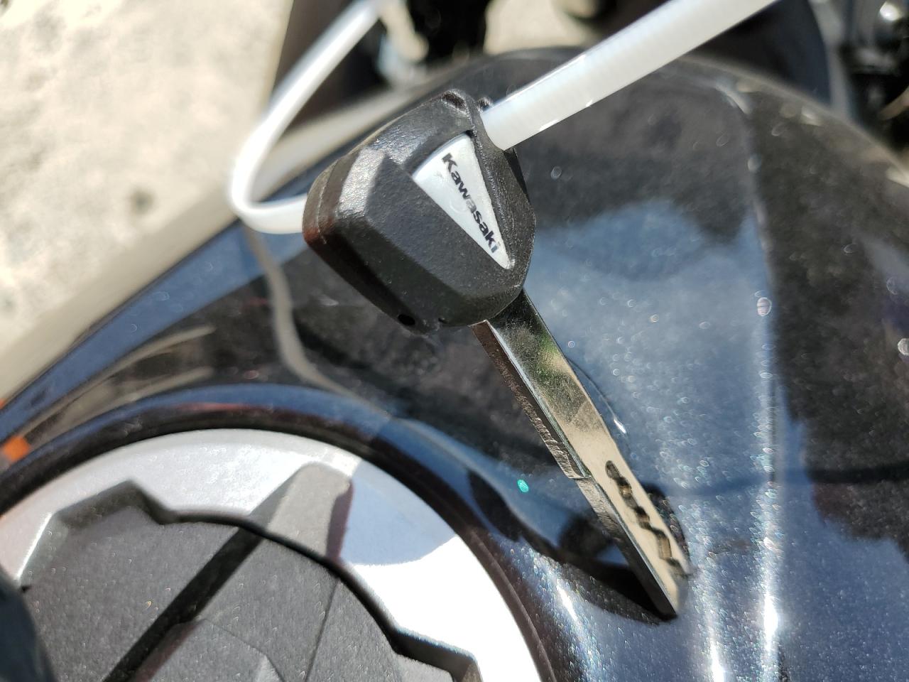 2024 KAWASAKI EX500 VIN ML5EXGG19RDA13115 photo 8