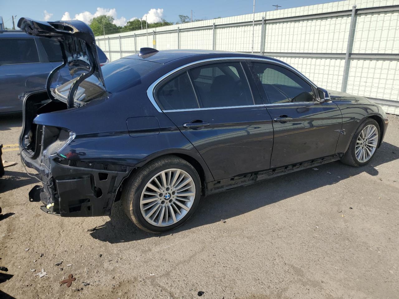 2014 BMW 3 series VIN WBA3B3C5XEF544894 photo 3