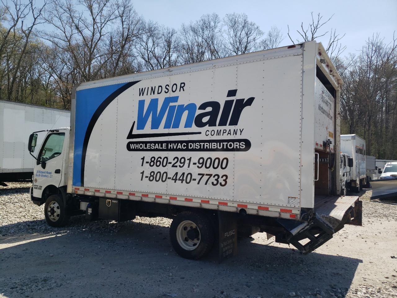 2019 HINO 155 VIN JHHYDM1H9KK007908 photo 2