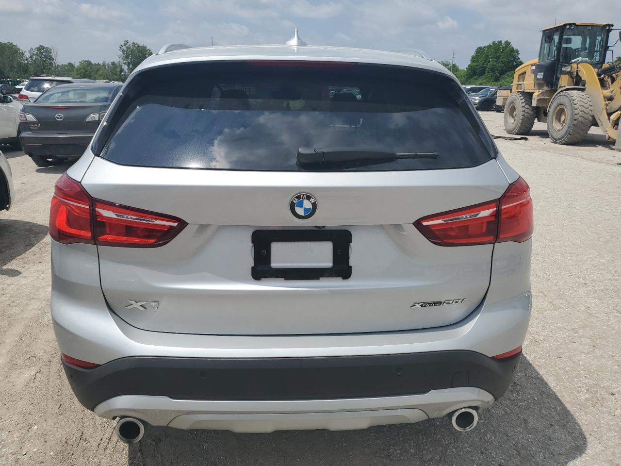 2021 BMW X1 VIN WBXJG9C06M5T27899 photo 6