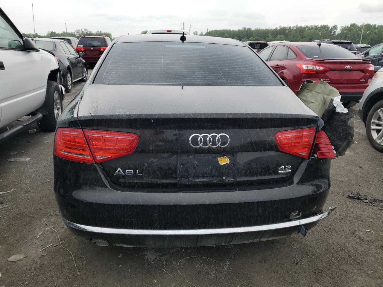 2011 Audi A8 VIN WAURVAFD8BN021674 photo 6