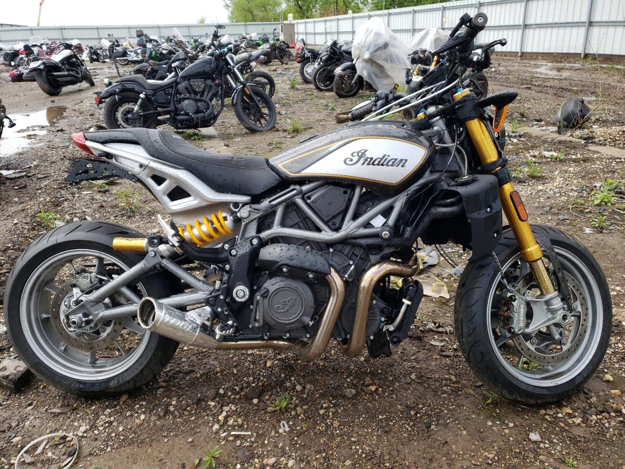 2023 INDIAN MOTORCYCLE CO. FTR R CARBON VIN 56KRZR226P3009630 photo 1