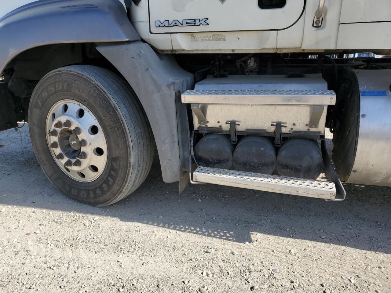 2016 MACK 600 CXU600 VIN 1M1AW06X0GM008917 photo 9