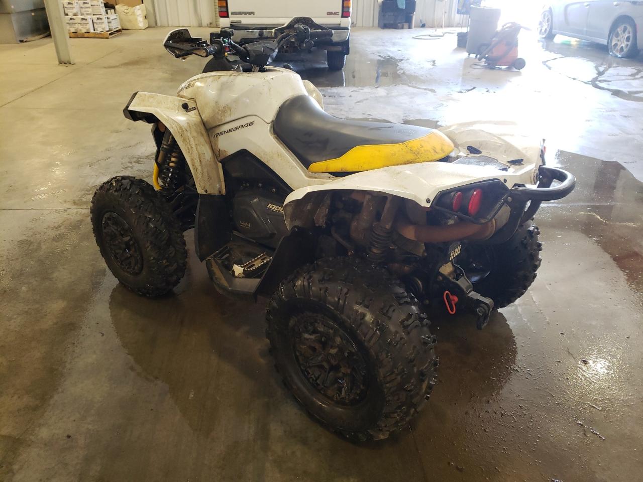 2023 CAN-AM RENEGADE X XC 1000R VIN 3JBMXAX45PJ000115 photo 3