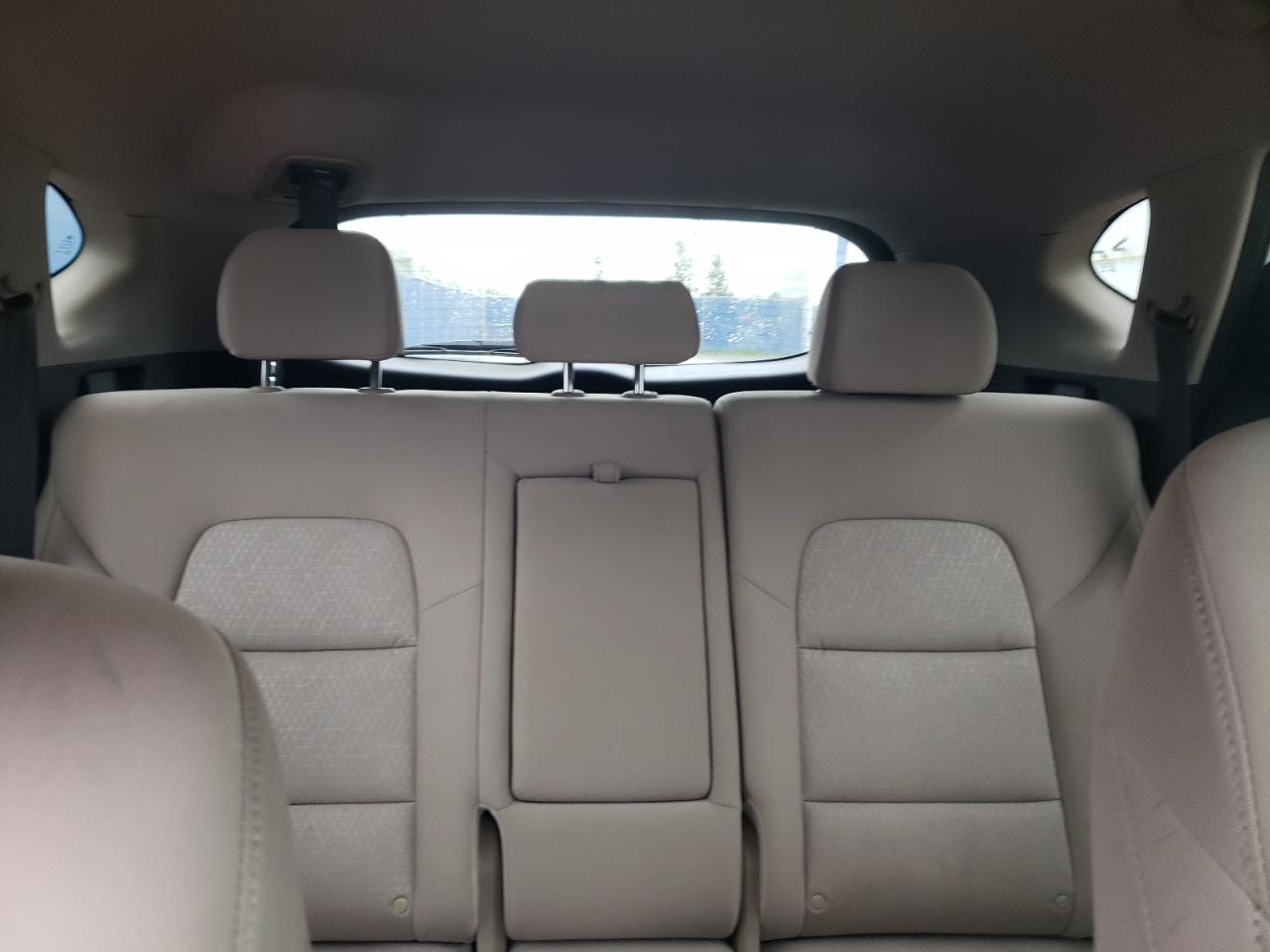 2016 HYUNDAI Tucson VIN KM8J23A41GU130420 photo 10