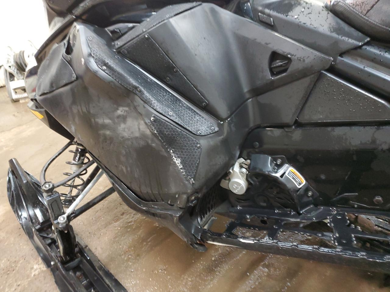 2020 BMBR SNOWMOBILE VIN 2BPSCELF3LV000184 photo 10