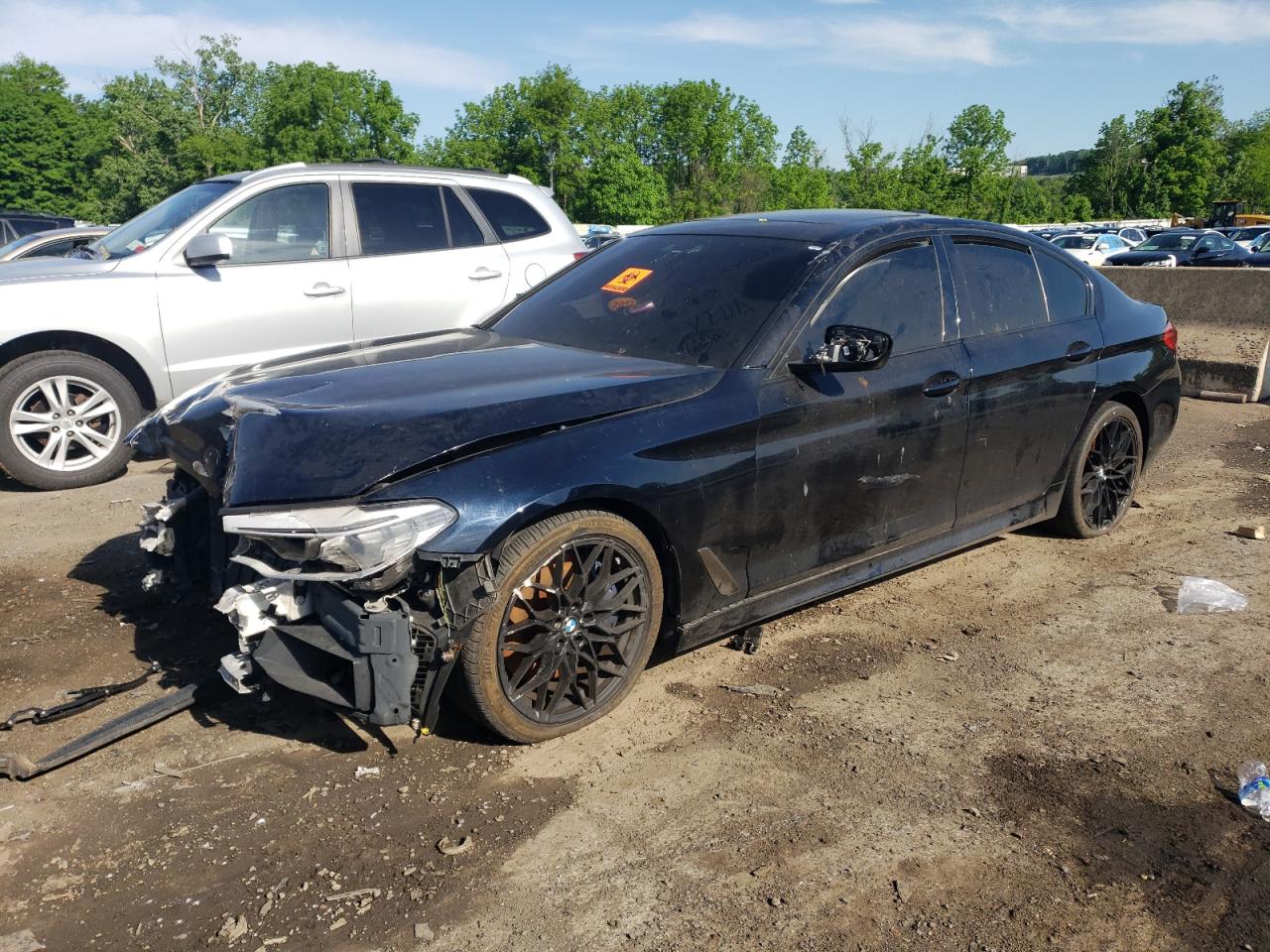2019 BMW M5 VIN WBAJB9C56KB464814 photo 1