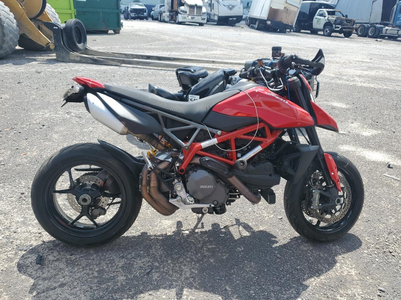 2023 DUCATI HYPERMOTARD 950 VIN ZDMBAJDT6PB009143 photo 1