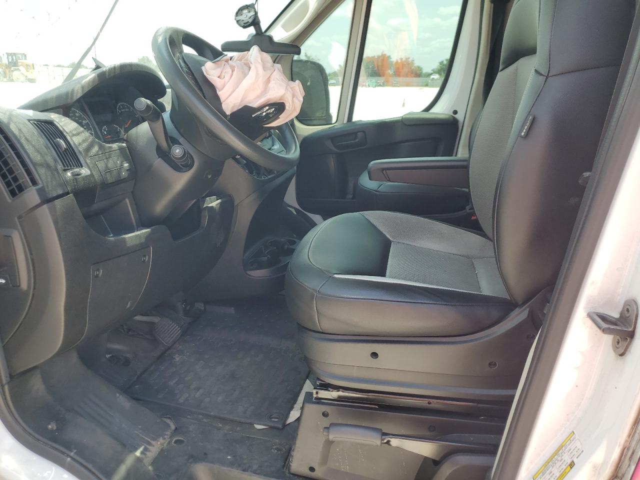 2021 RAM Promaster 2500 VIN 3C6LRVCG6ME524198 photo 7