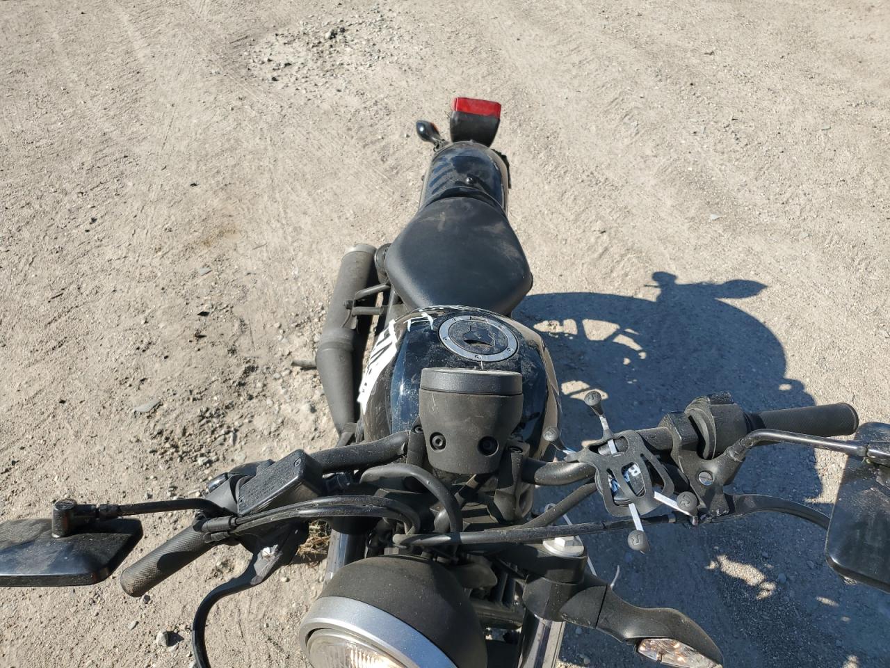 2017 HONDA Cm cycle VIN MLHNC5300H5000615 photo 5