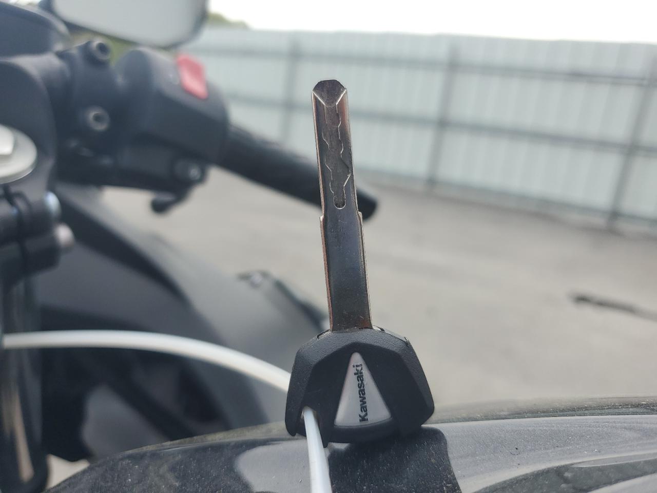2023 KAWASAKI EX400 VIN JKAEXKH15PDAN6834 photo 8