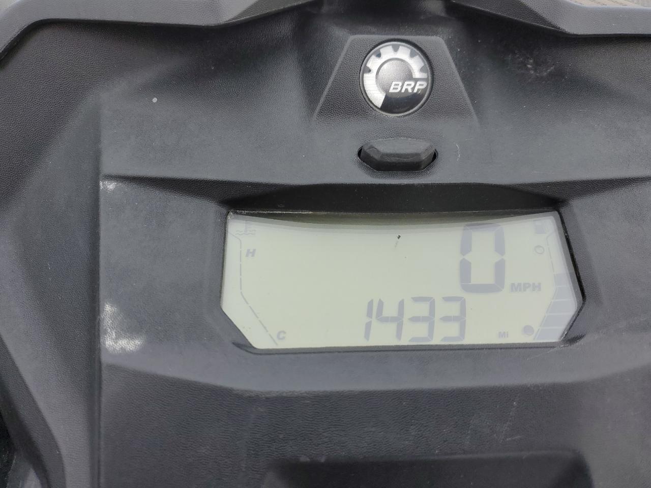 2020 BMBR SNOWMOBILE VIN 2BPSCELF3LV000184 photo 8