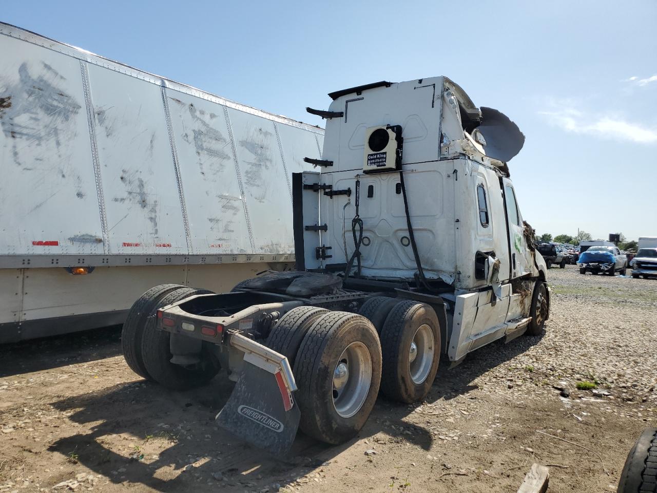 2020 FREIGHTLINER CASCADIA 126 VIN 3AKJHHDR3LSLN4437 photo 4