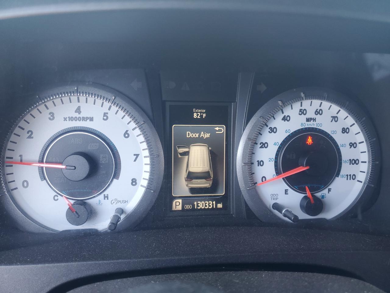 2016 Toyota Sienna VIN 5TDXK3DC1GS729890 photo 9