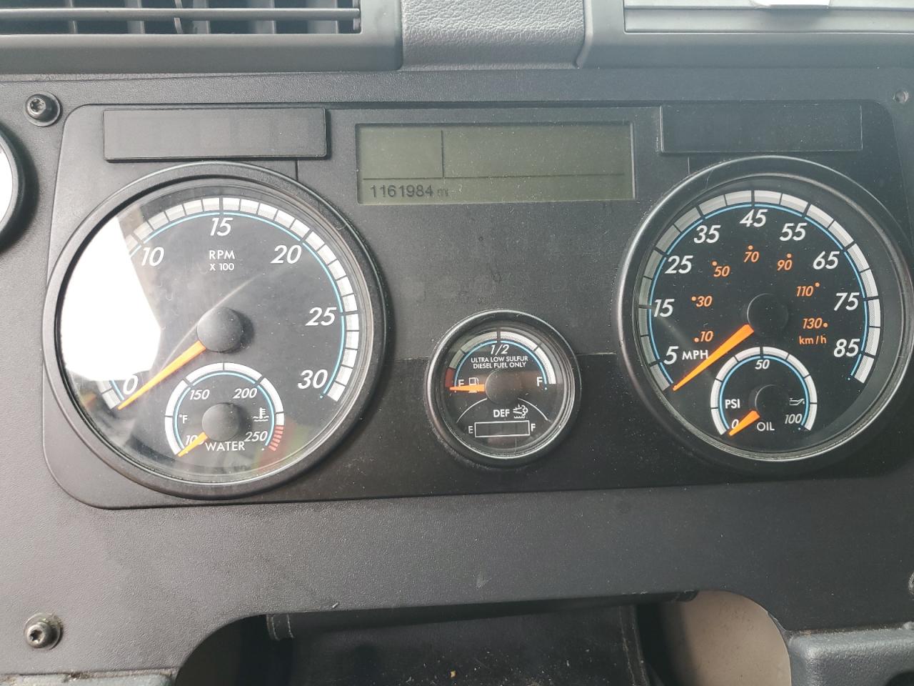 2016 FREIGHTLINER CASCADIA 125 VIN 3AKJGLD59GSHT0568 photo 8