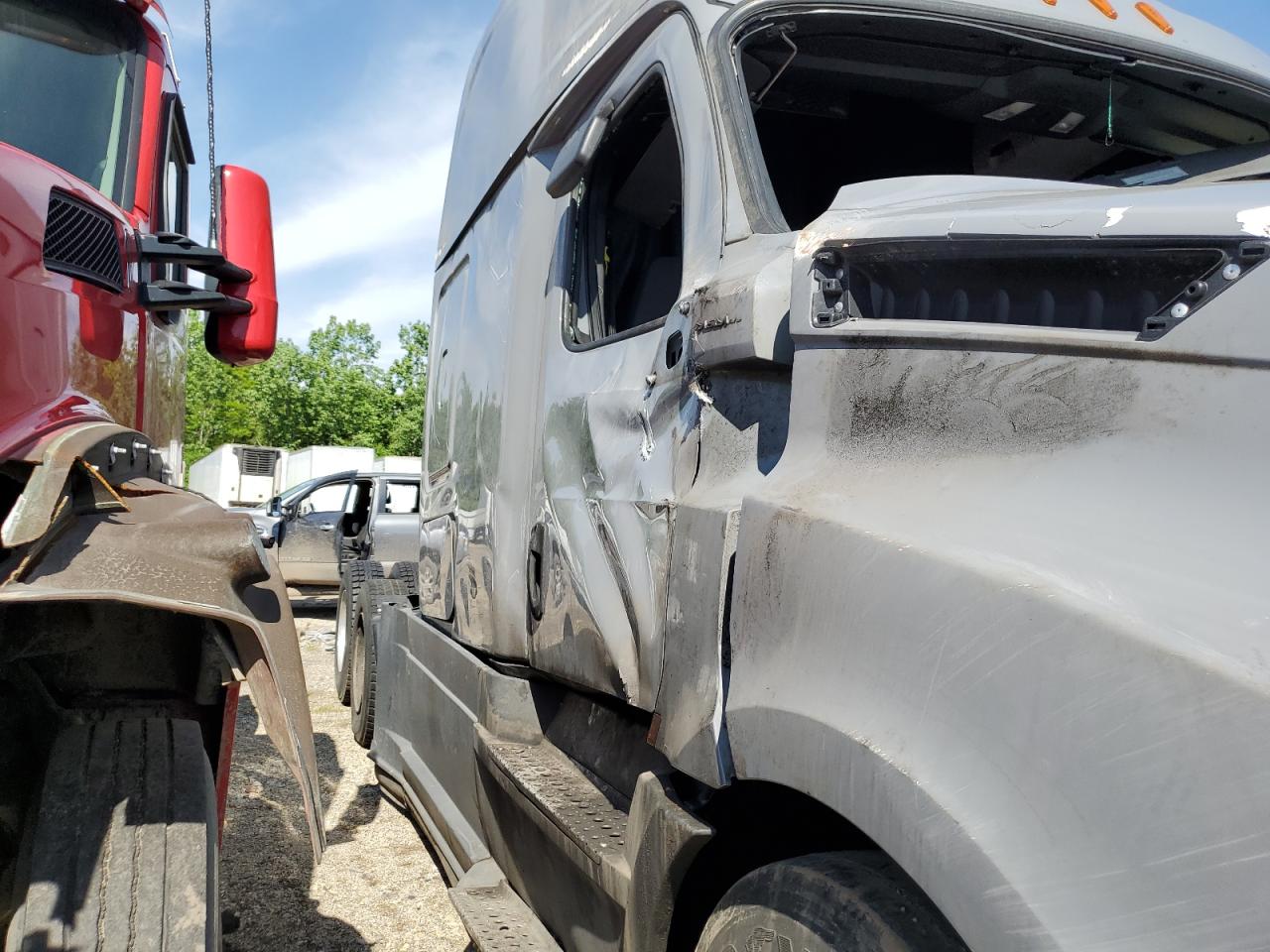 2019 FREIGHTLINER CASCADIA 126 VIN 1FUJHHDR5KLKJ3976 photo 9