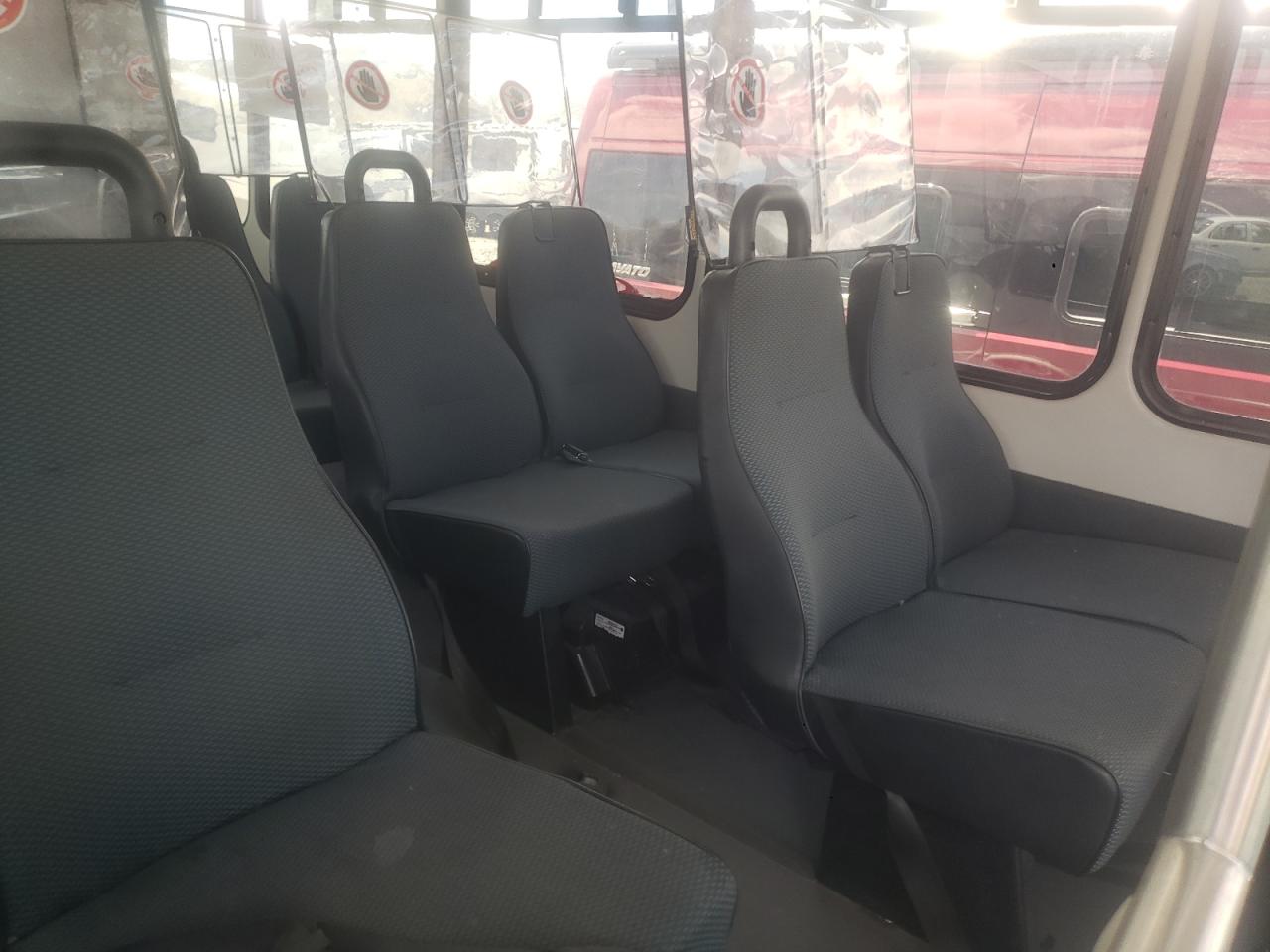 2019 FORD Econoline van VIN 1FDEE3F60KDC71619 photo 11