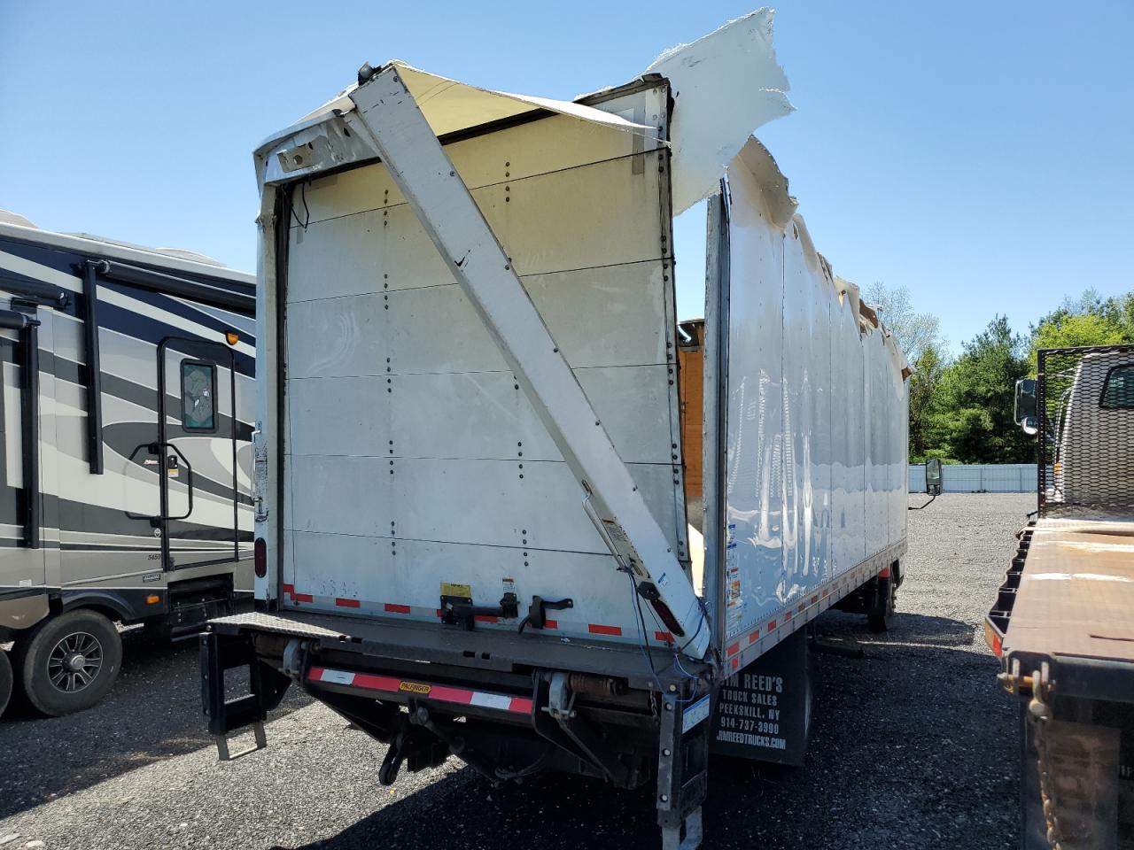 2020 MITSUBISHI All other VIN 4UZBYK118LGLM1786 photo 4