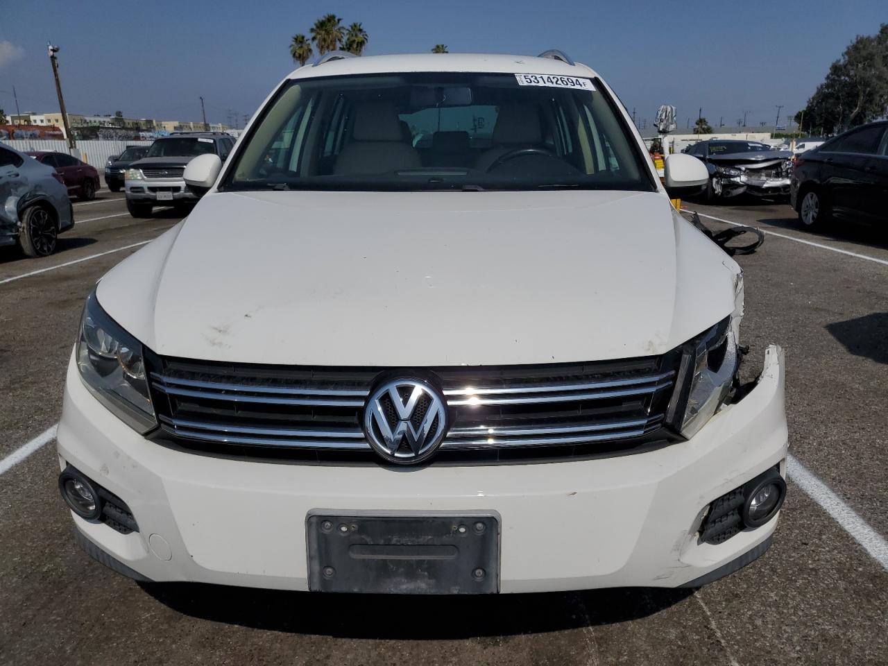 2012 Volkswagen Tiguan VIN WVGAV7AX2CW514505 photo 5