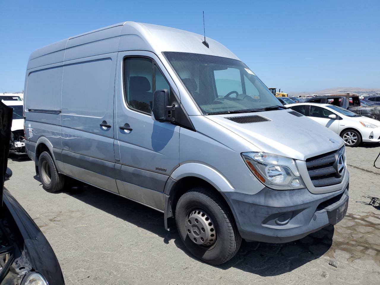2015 MERCEDES-BENZ Sprinter VIN WD3PF0DC1F5998389 photo 4