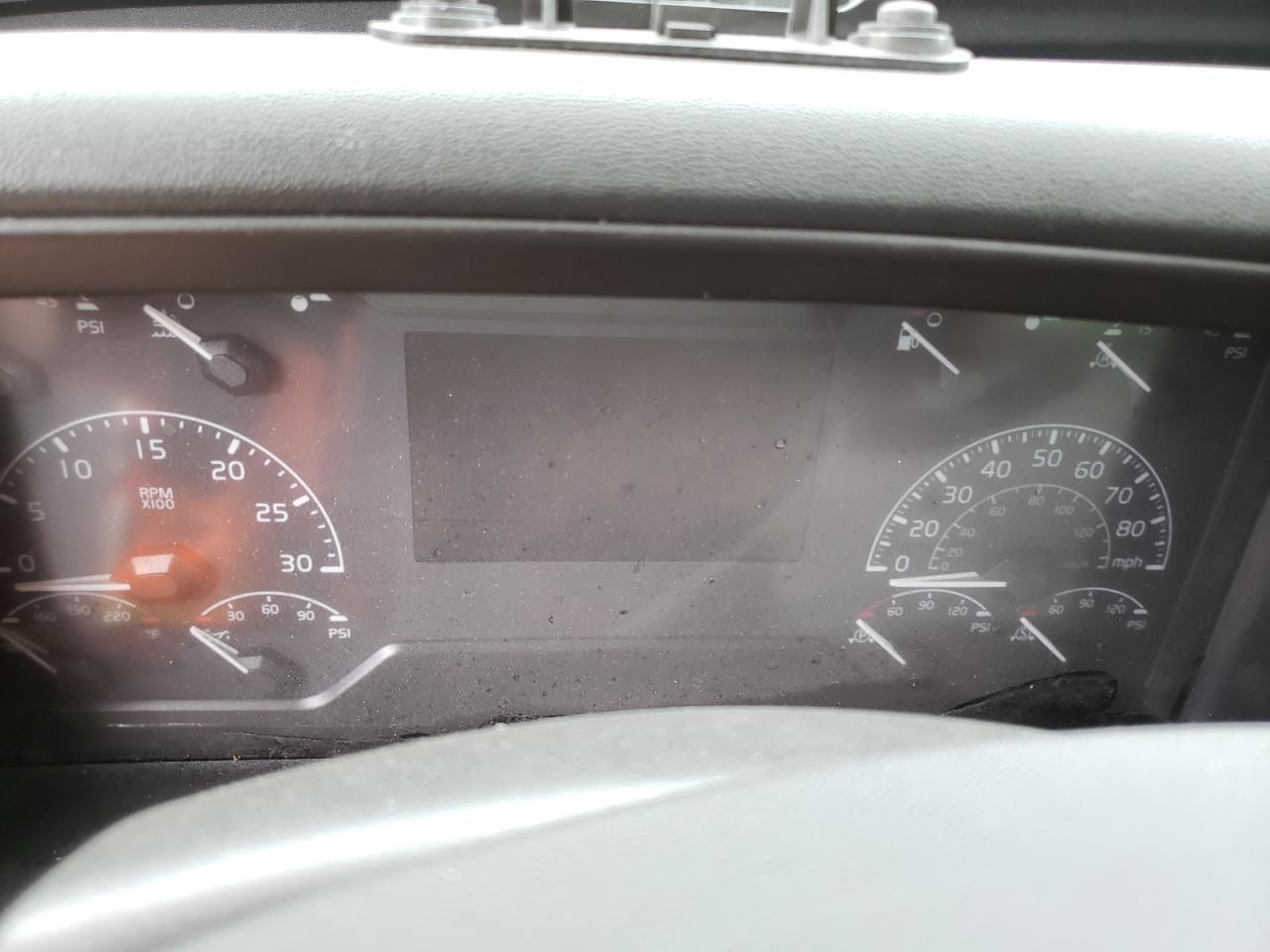 2024 VOLVO Vnr VIN 4V4WC9EH9RN639888 photo 8