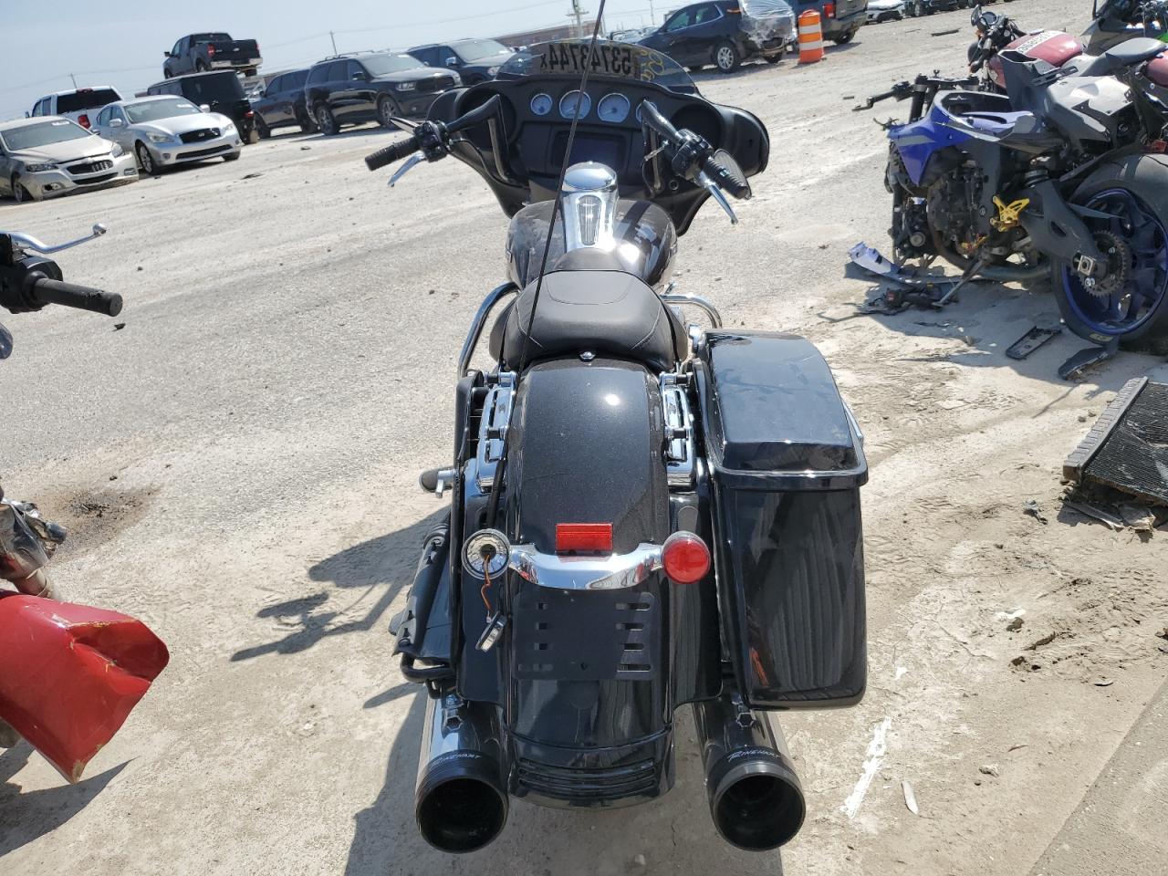 2023 HARLEY-DAVIDSON FLHX VIN 1HD1KBC18PB676756 photo 4