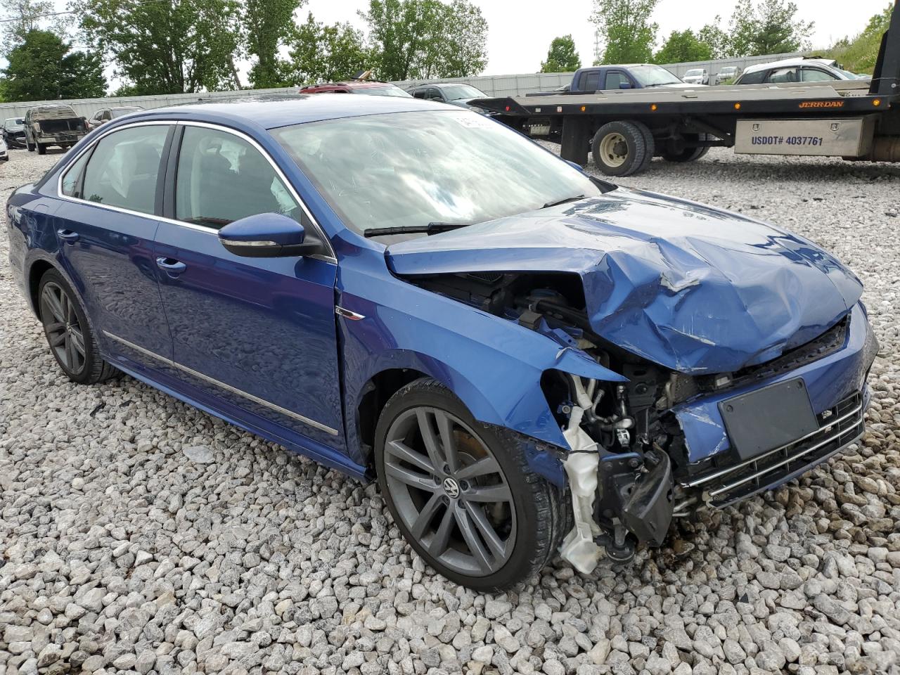 2017 VOLKSWAGEN Passat VIN 1VWDT7A37HC004127 photo 4