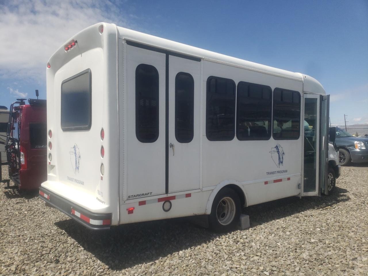 2019 FORD Econoline van VIN 1FDEE3F60KDC71619 photo 3
