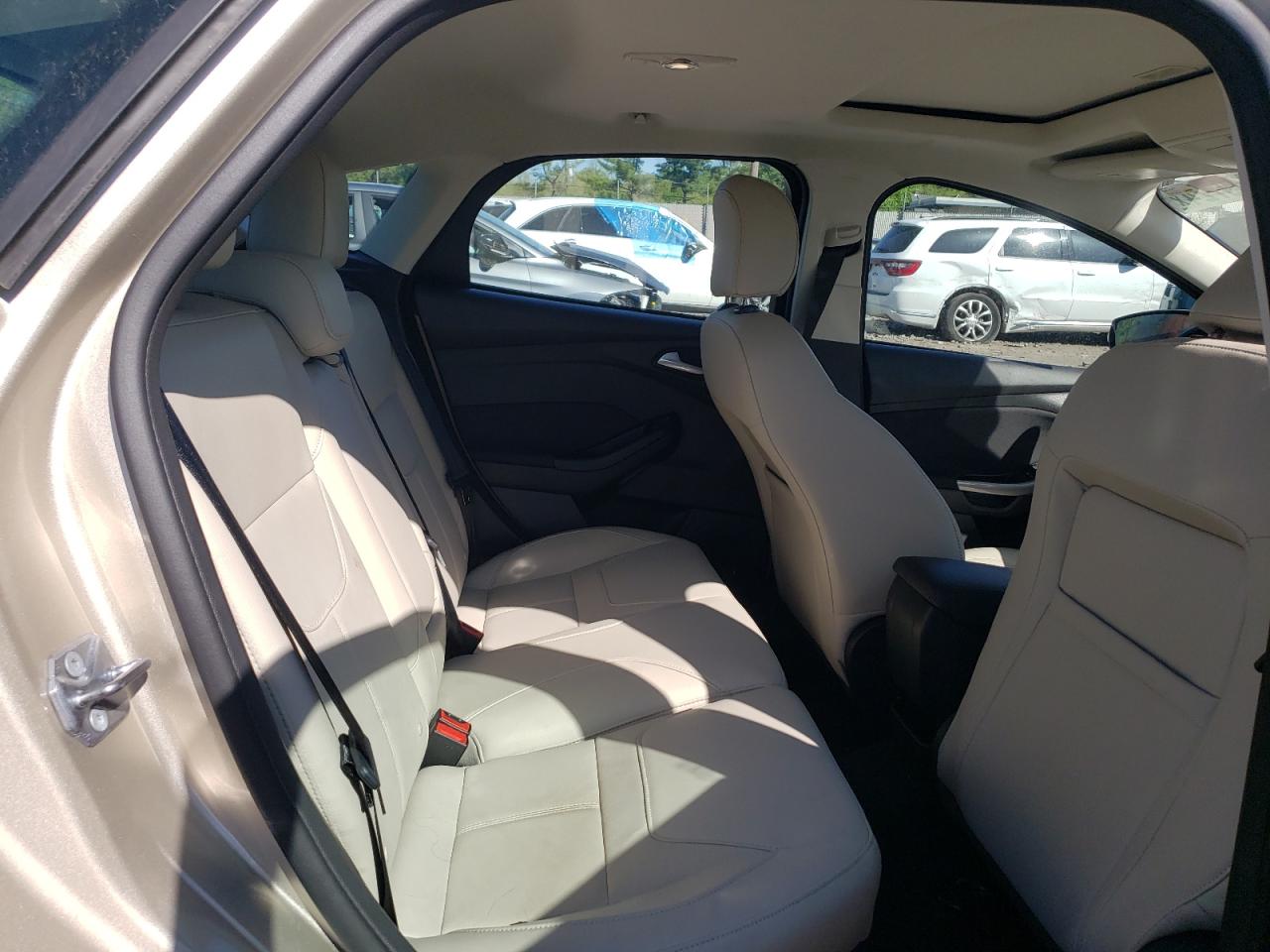 2018 FORD Focus VIN 1FADP3N27JL219732 photo 11